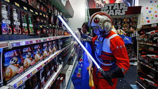 The Ultimate Guide to Today's Coolest New <i>Star Wars: The Force Awakens</i> Toys